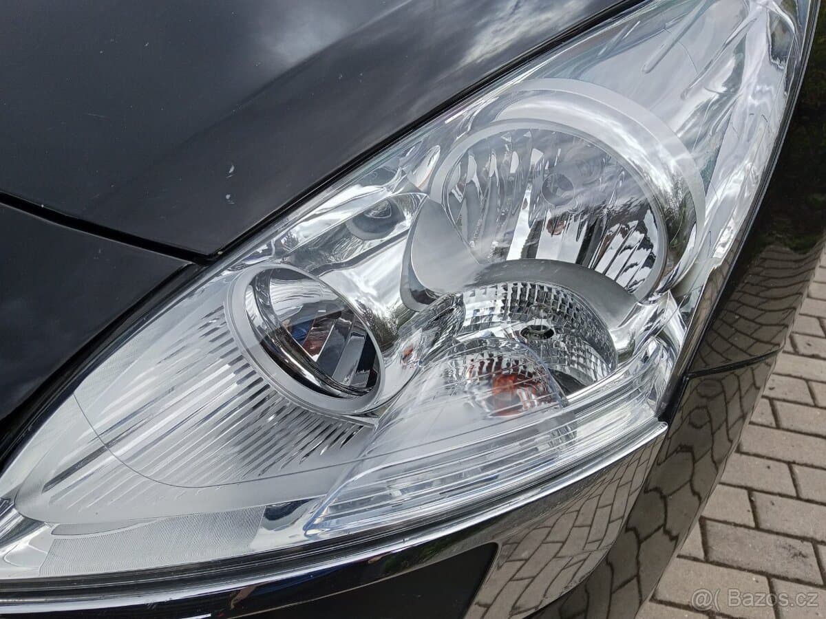2012 Peugeot 5008 - 4