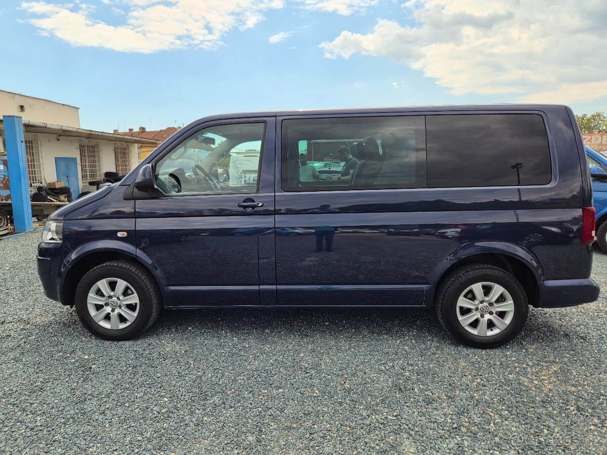 2011 Volkswagen TRANSPORTER - 4