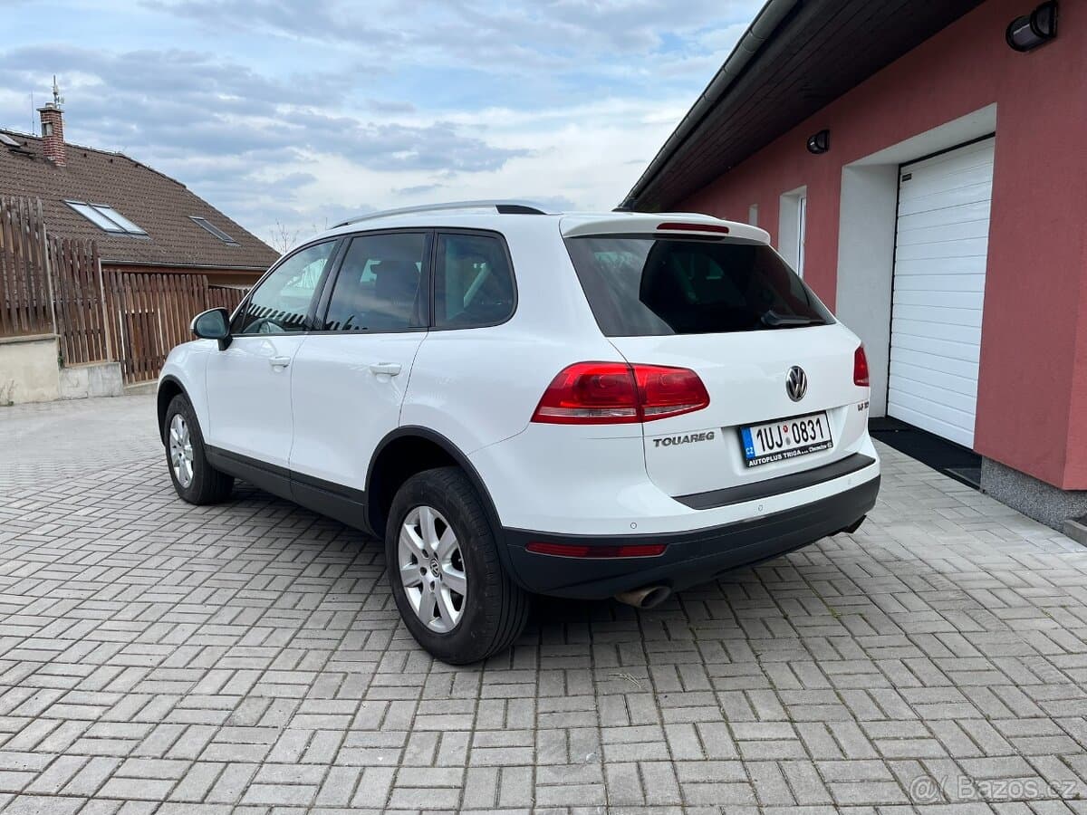 2017 Volkswagen TOUAREG - 4
