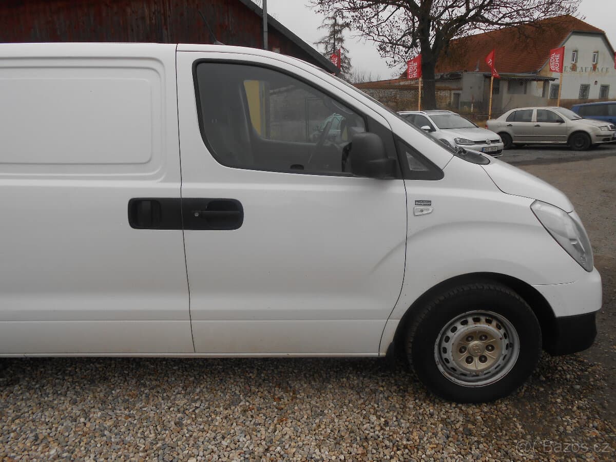 2015 Hyundai H-1 - 4