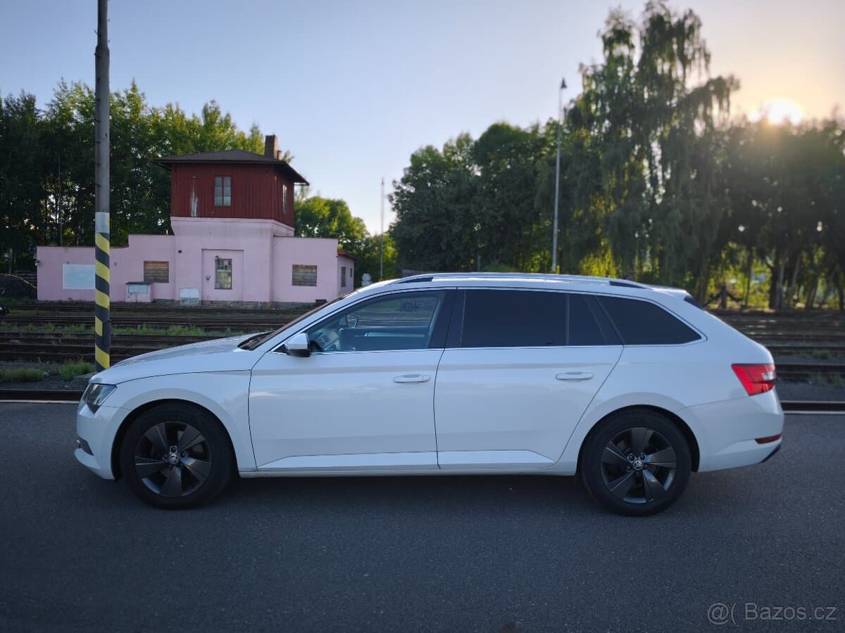 2017 Škoda SUPERB - 4