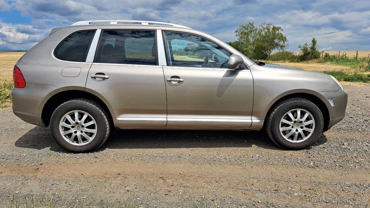 2005 Porsche CAYENNE - 4