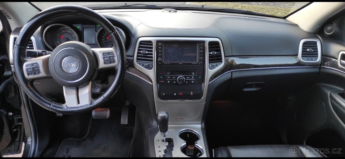 2013 Jeep CHEROKEE - 4