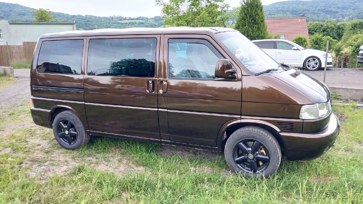 Volkswagen MULTIVAN - 4