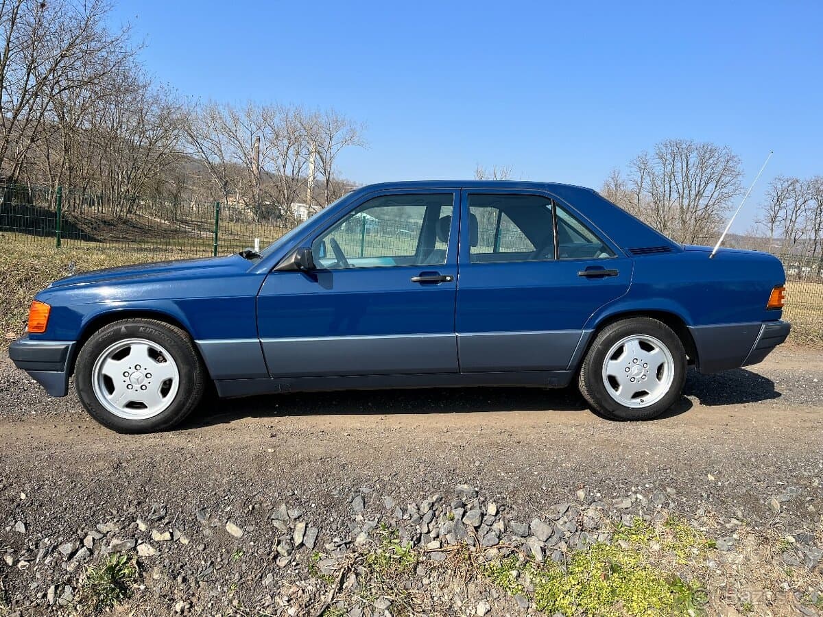 1990 Mercedes-Benz 190 - 4