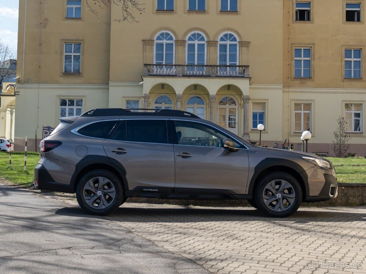2022 Subaru OUTBACK - 4