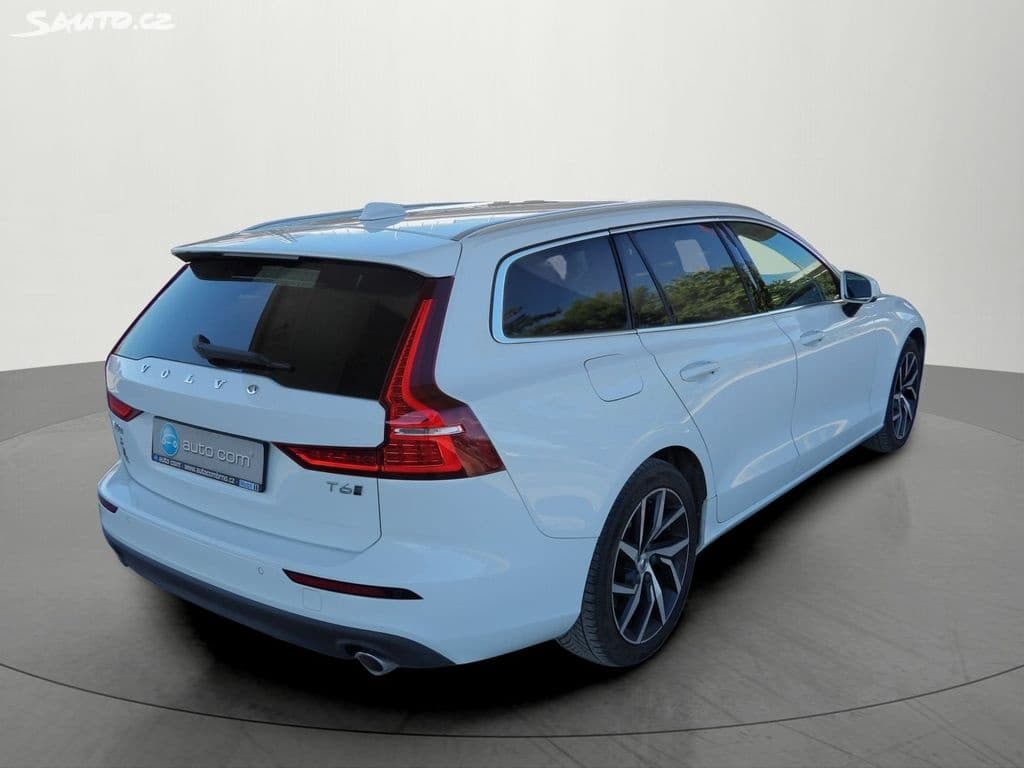 2020 Volvo V60 - 4