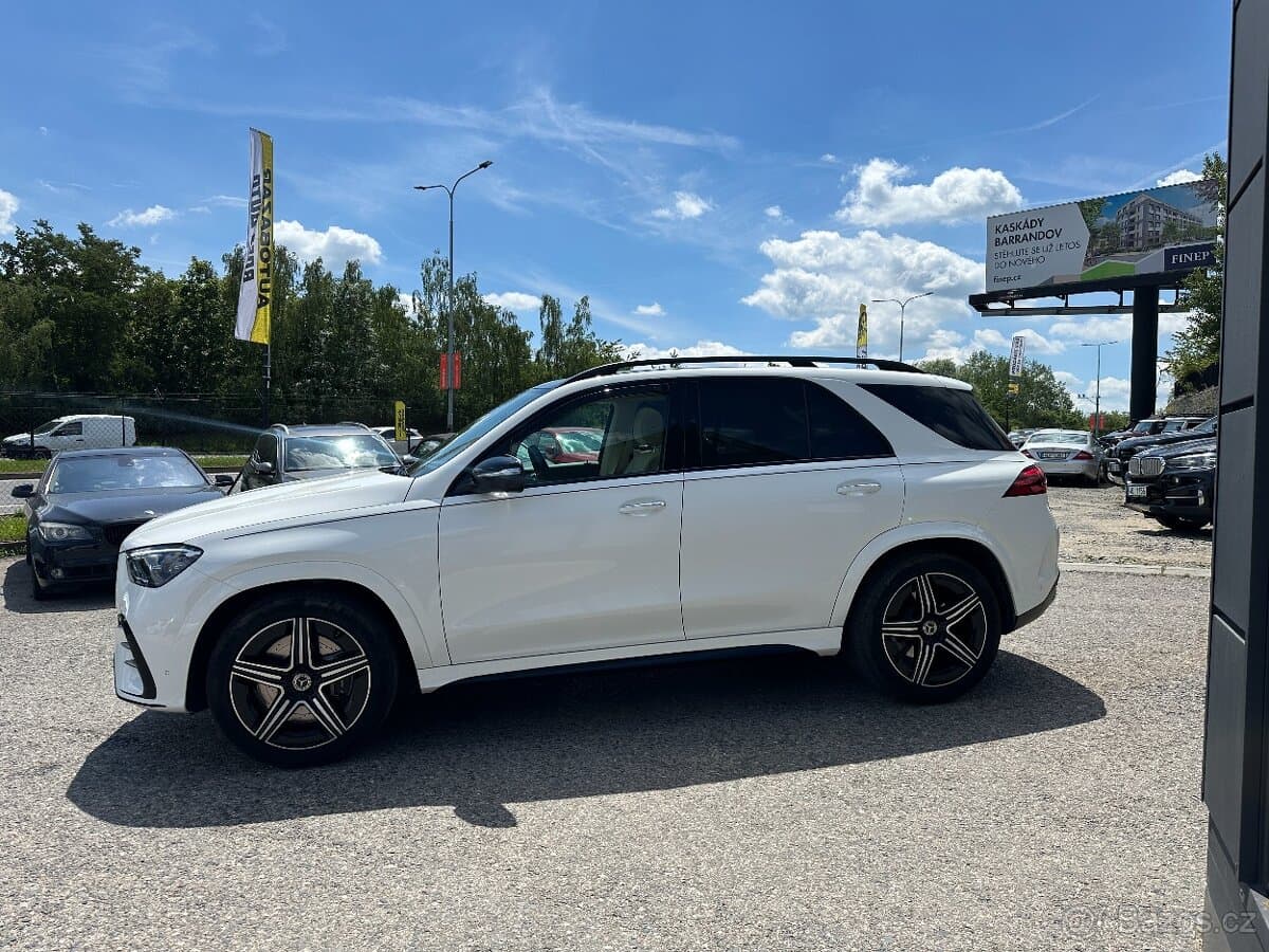 2024 Mercedes-Benz GL - 4