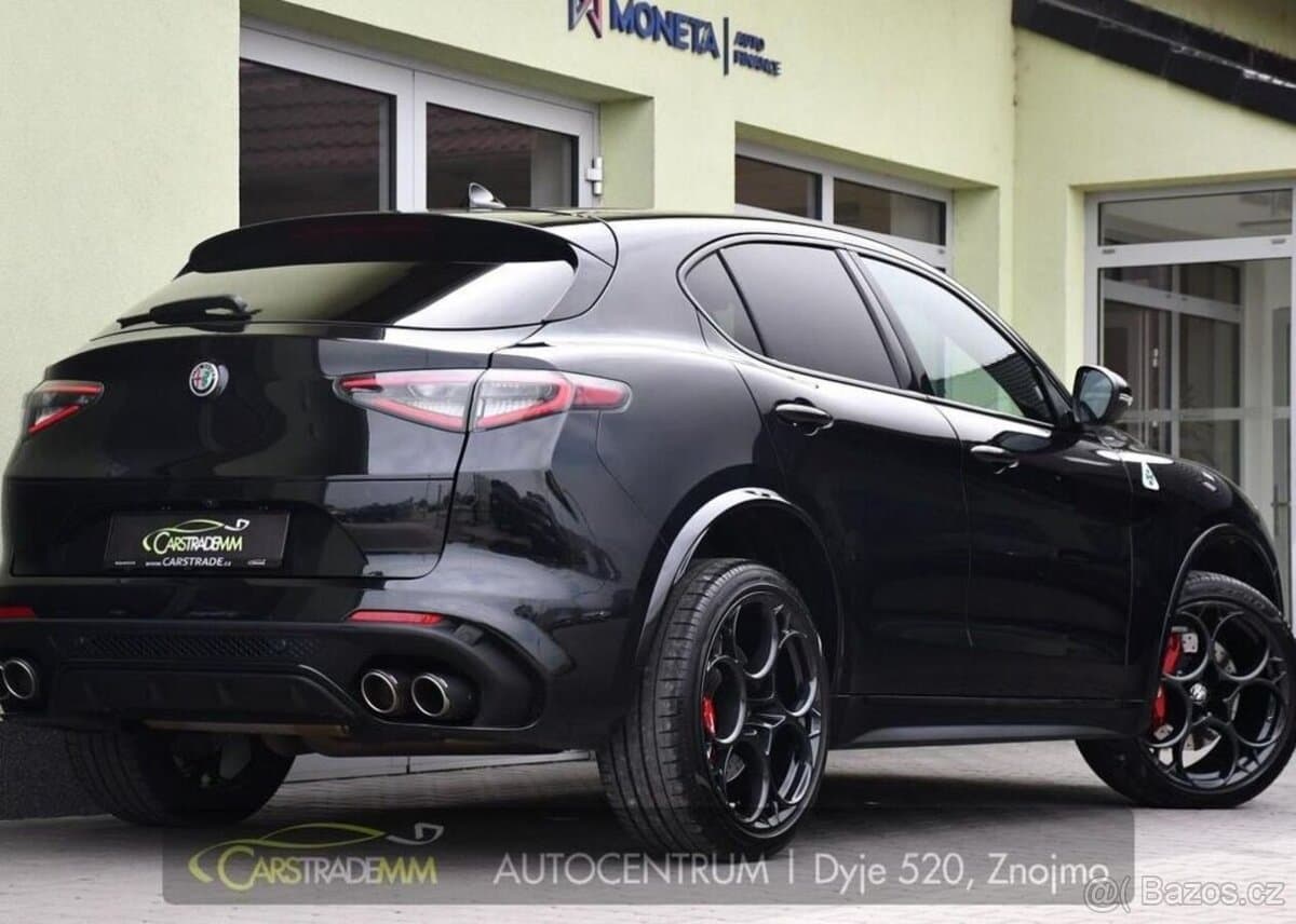 2024 Alfa Romeo STELVIO - 4