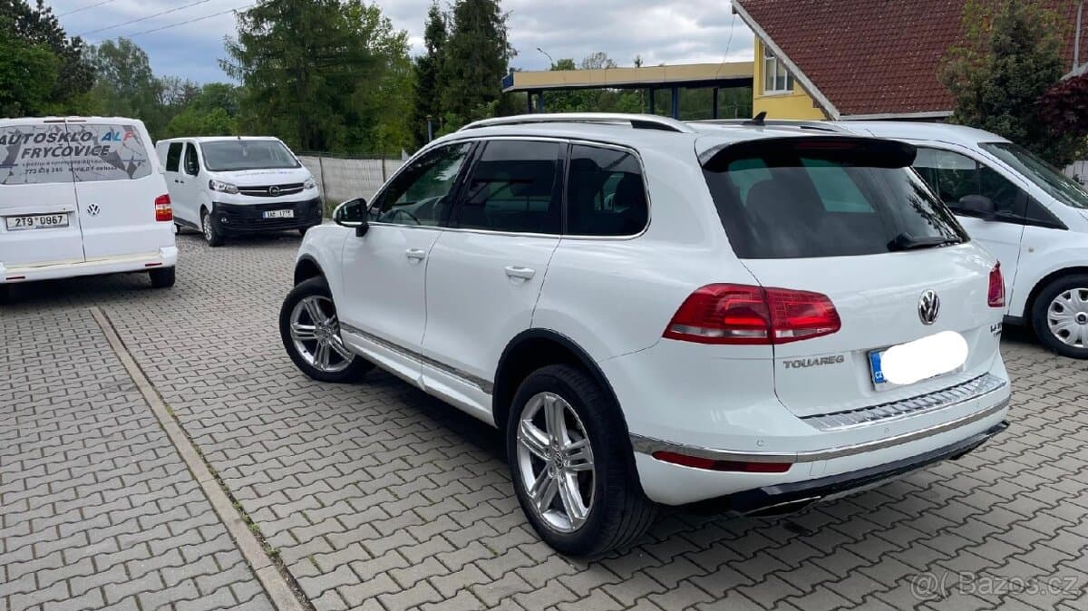 2016 Volkswagen TOUAREG - 4