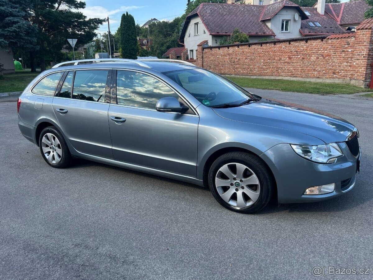 2010 Škoda SUPERB - 4