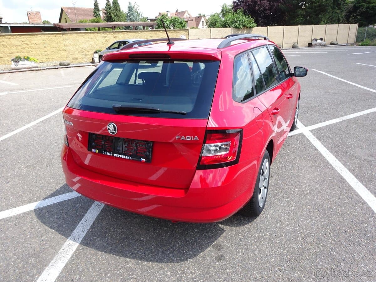 2015 Škoda FABIA - 4