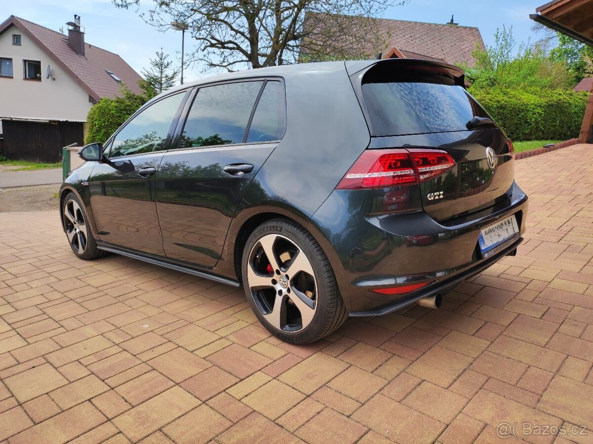 2016 Volkswagen GOLF - 4