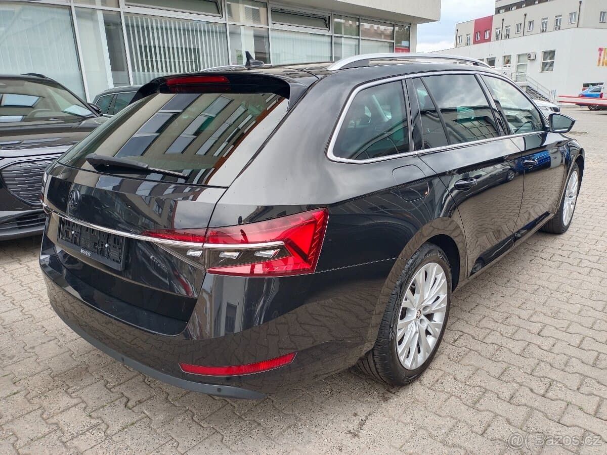 2023 Škoda SUPERB - 4