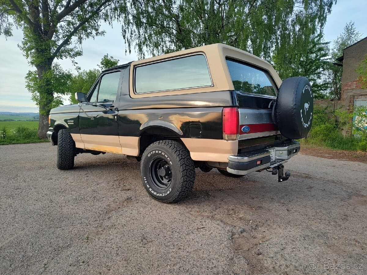 1990 Ford BRONCO - 4
