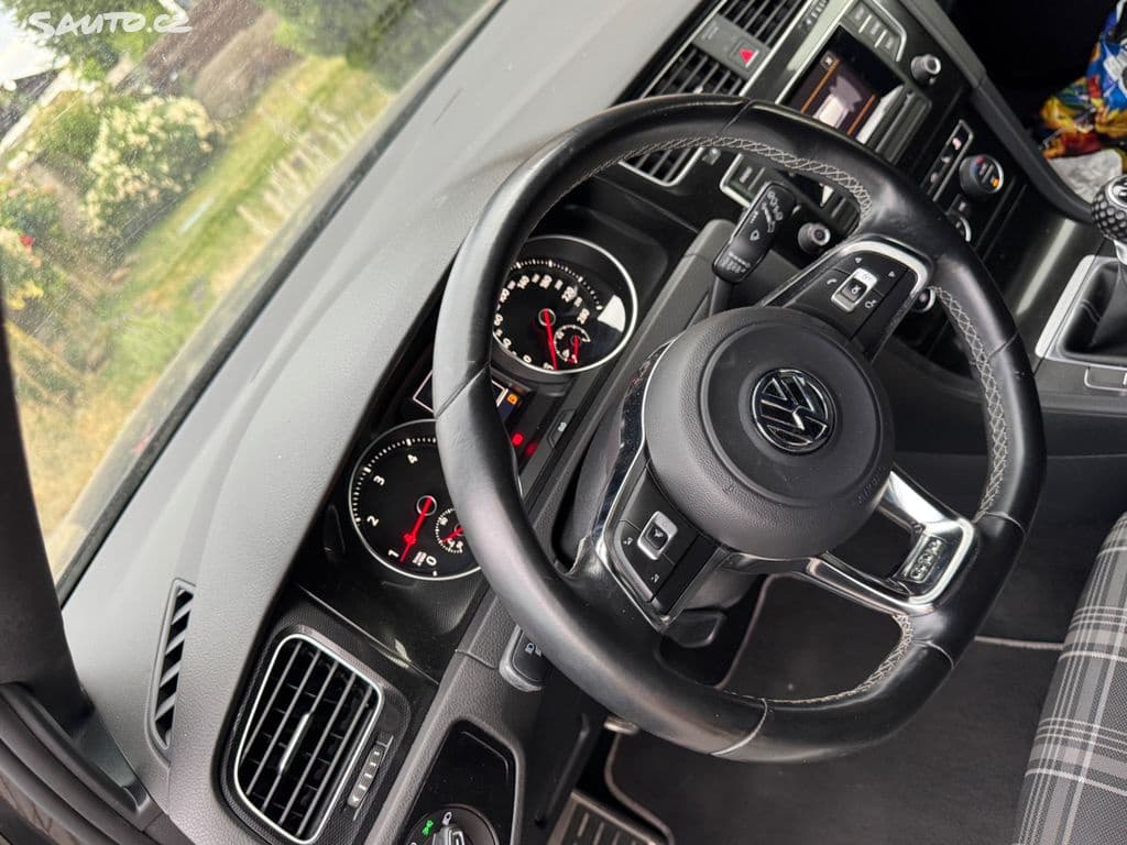 2015 Volkswagen GOLF - 4