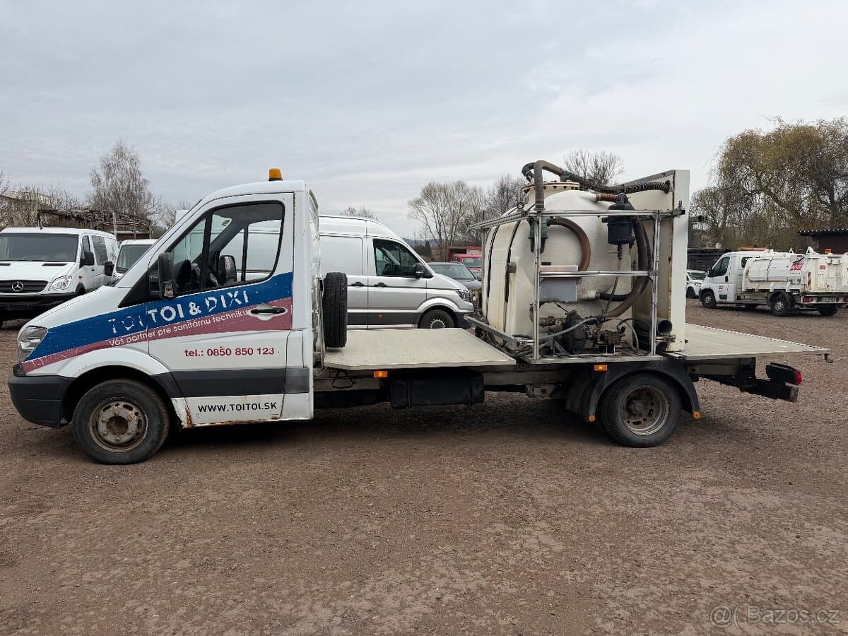 2010 Mercedes-Benz SPRINTER - 4