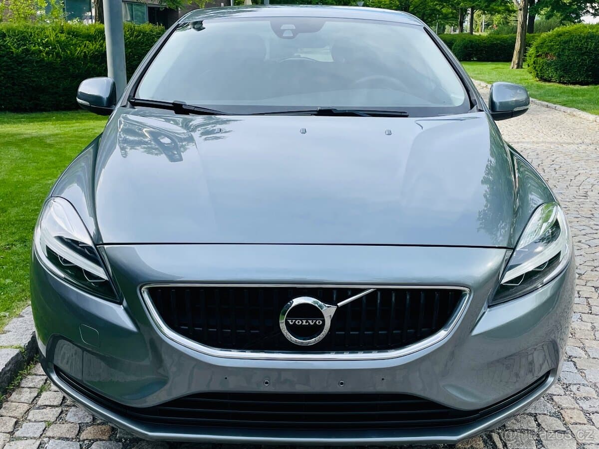2018 Volvo V40 - 4