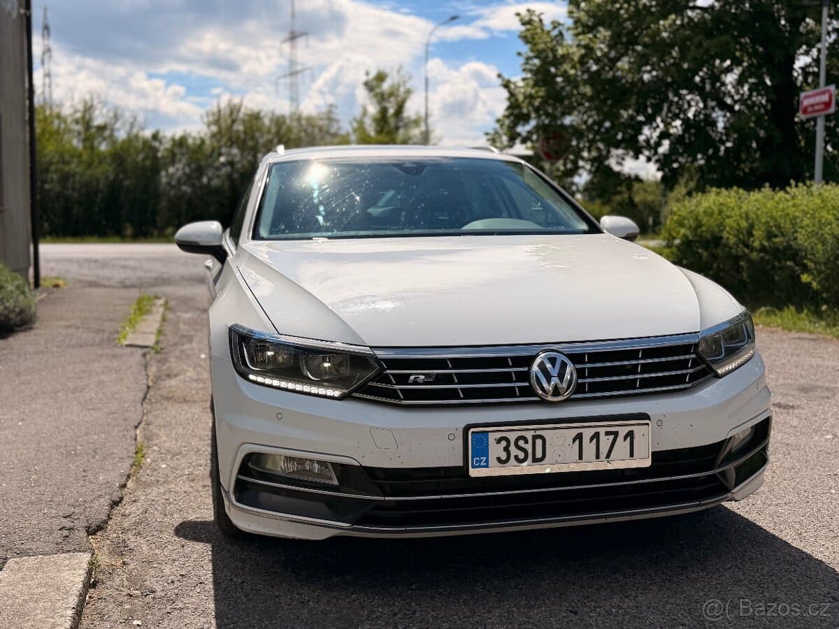 2016 Volkswagen PASSAT - 4