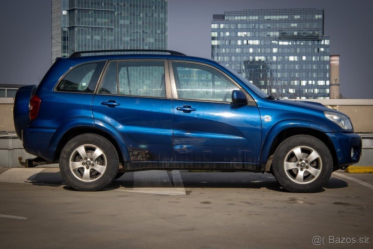 2005 Toyota RAV4 - 4