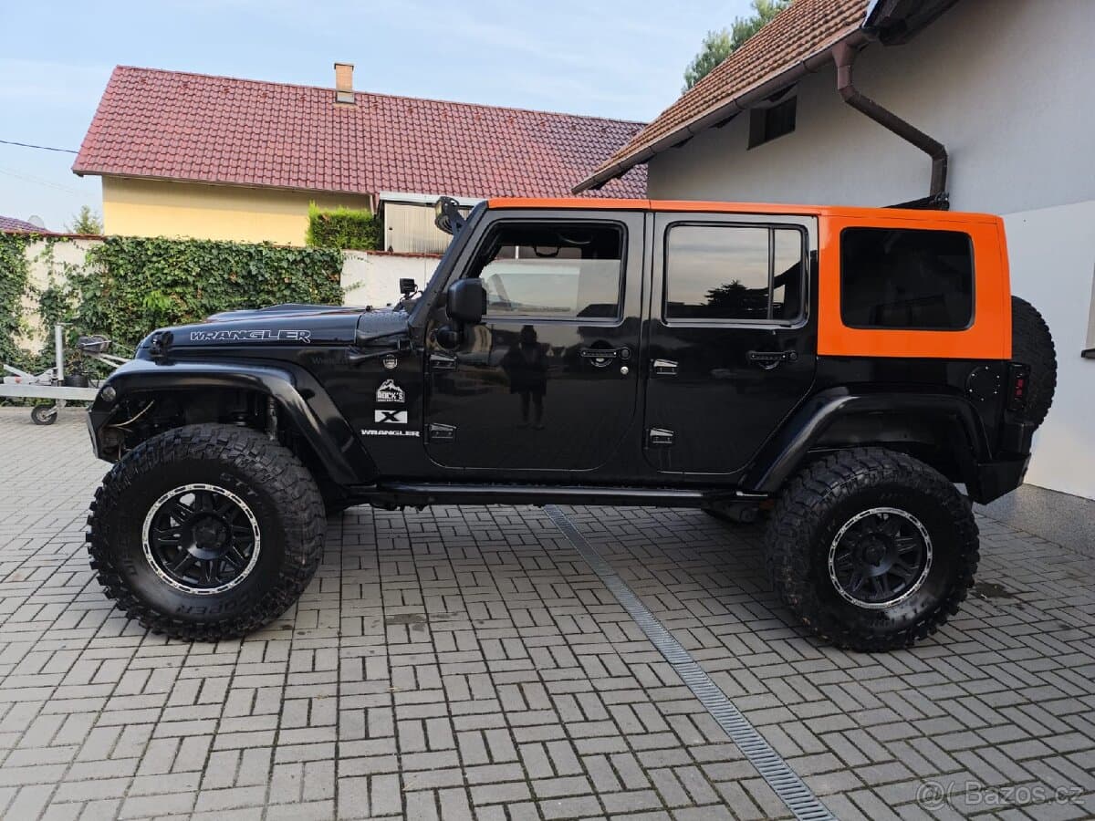 2009 Jeep WRANGLER - 4