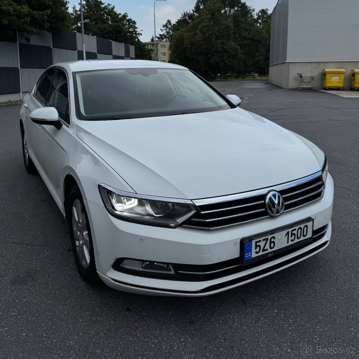 2015 Volkswagen PASSAT - 4