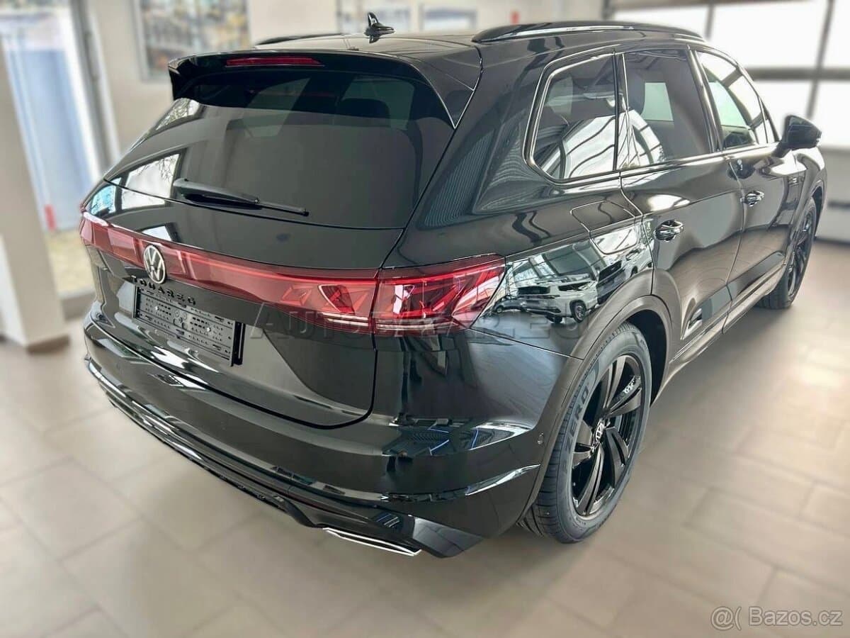 2026 Volkswagen TOUAREG - 4