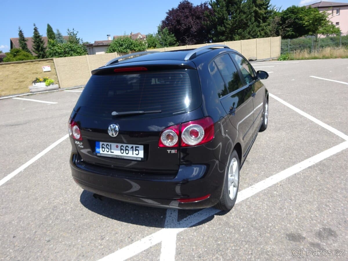 2011 Volkswagen GOLF - 4