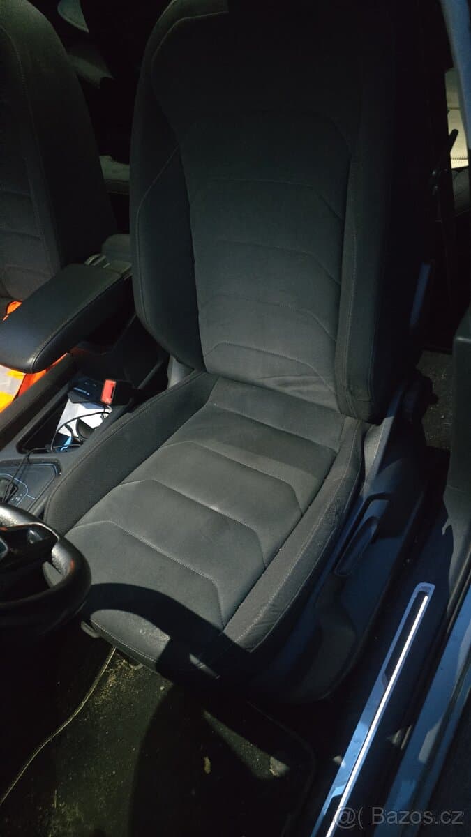 2017 Volkswagen TIGUAN - 4