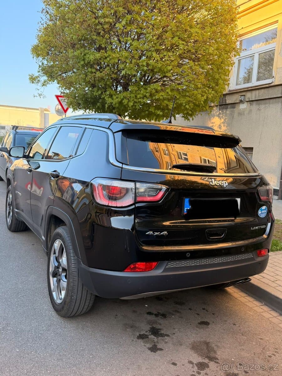 2018 Jeep COMPASS - 4