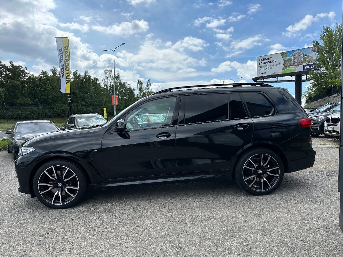 2022 BMW X7 - 4