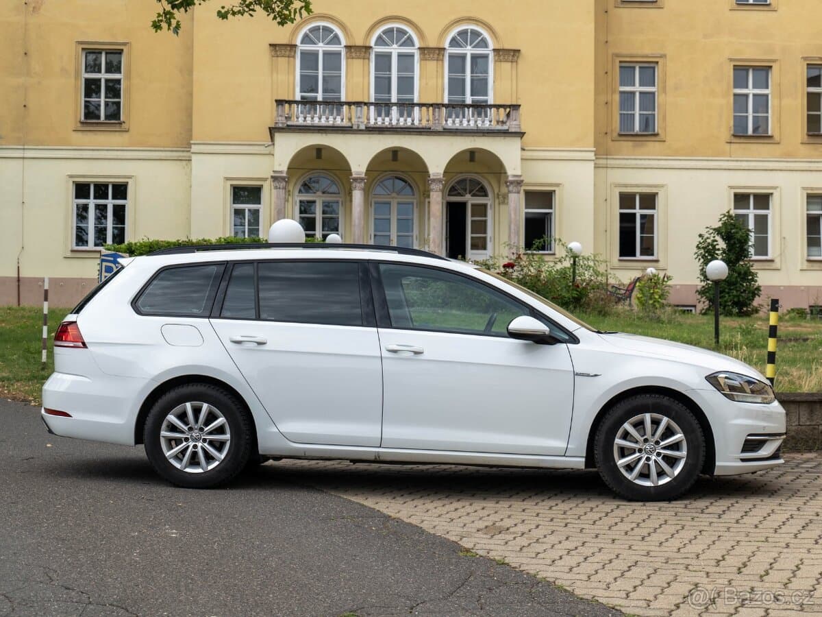 2020 Volkswagen GOLF - 4