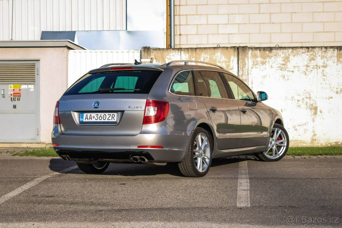 2012 Škoda SUPERB - 4