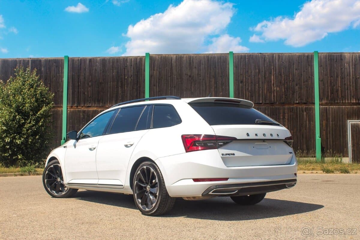 2020 Škoda SUPERB - 4
