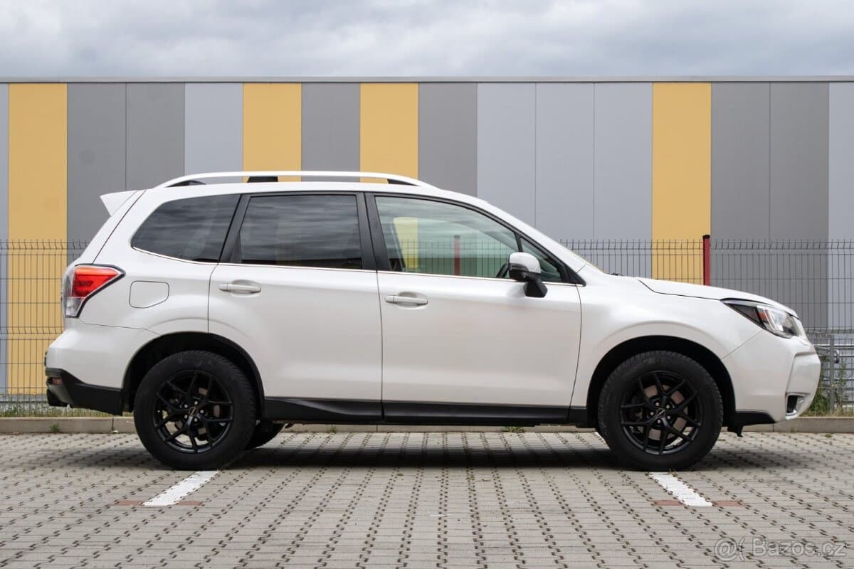 2018 Subaru FORESTER - 4