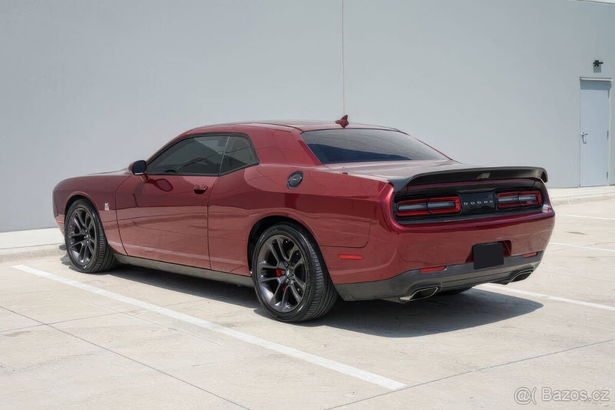2020 Dodge CHALLENGER - 4