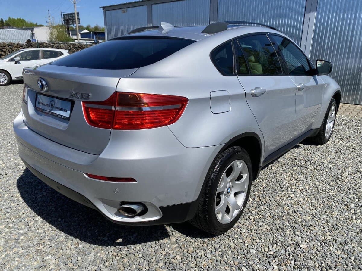 2011 BMW X6 - 4