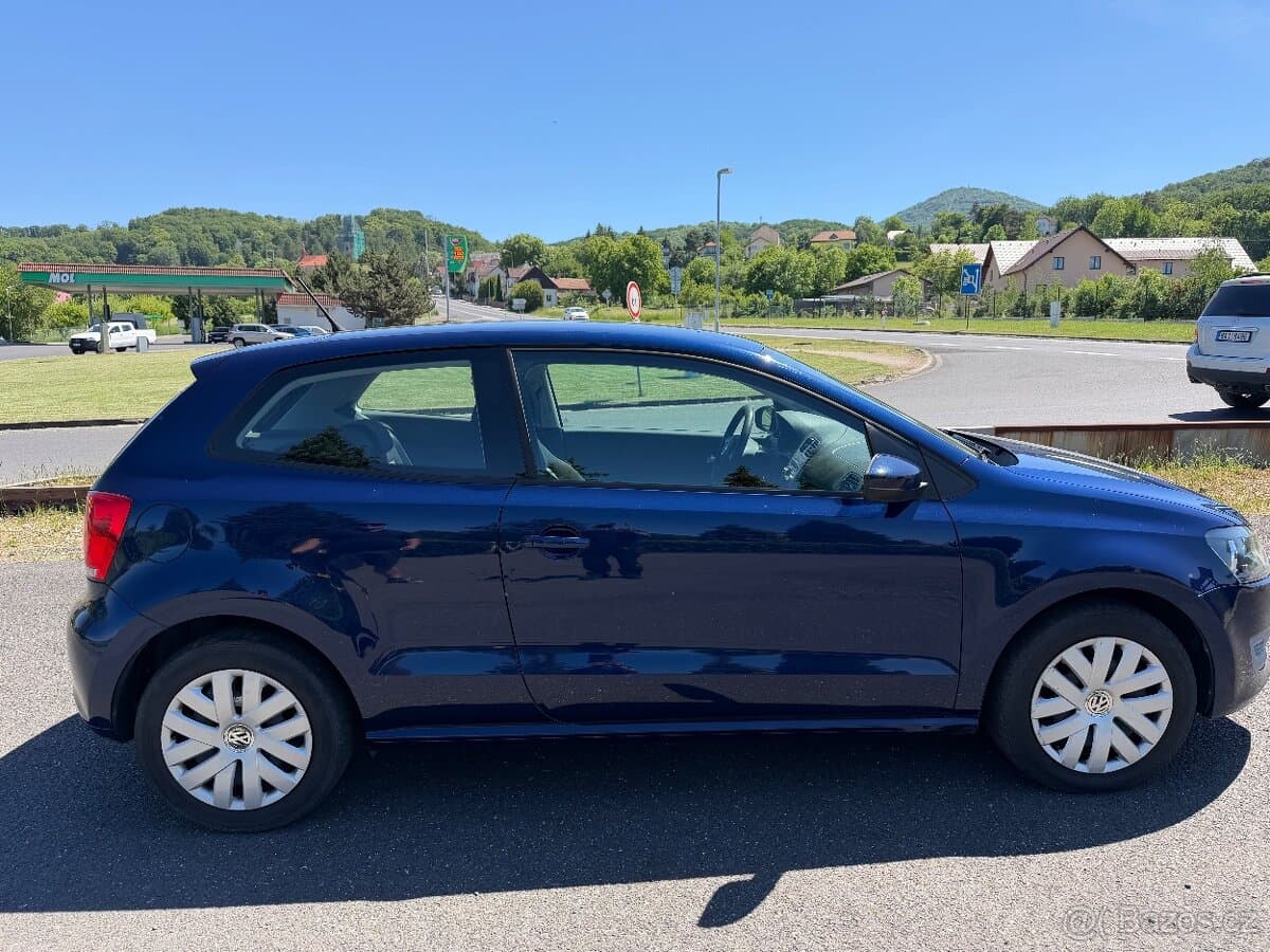 2010 Volkswagen POLO - 4