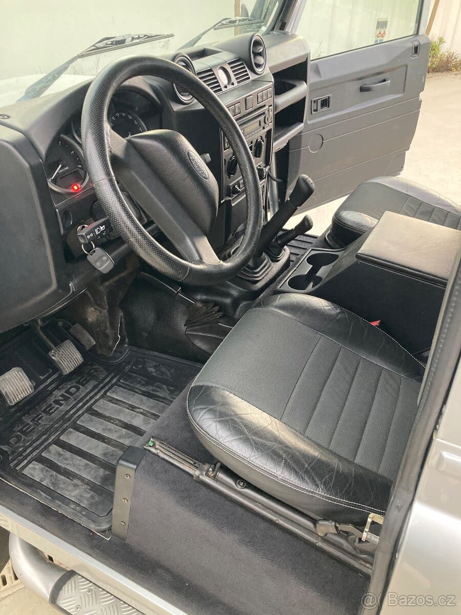 2008 Land Rover DEFENDER - 4