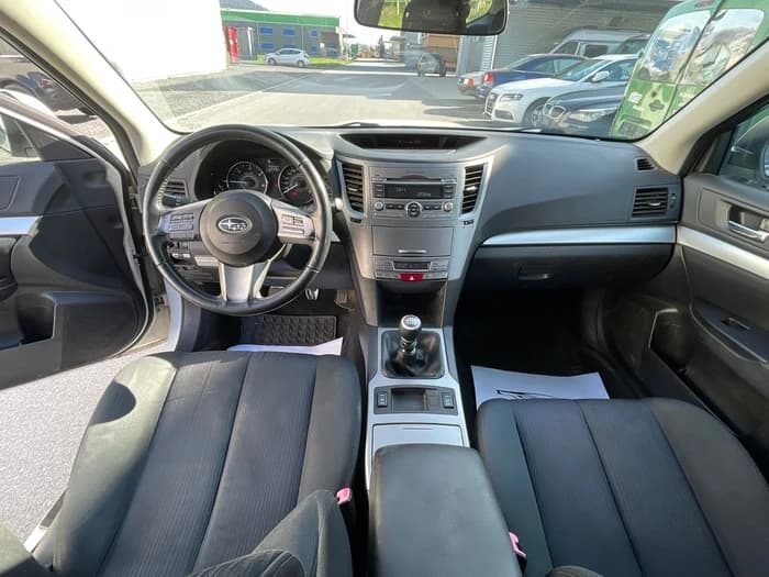 2010 Subaru LEGACY - 4
