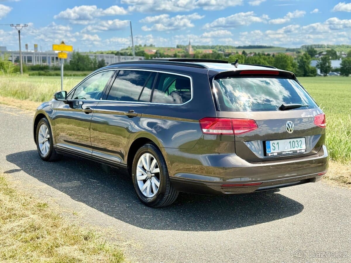 Volkswagen PASSAT - 4