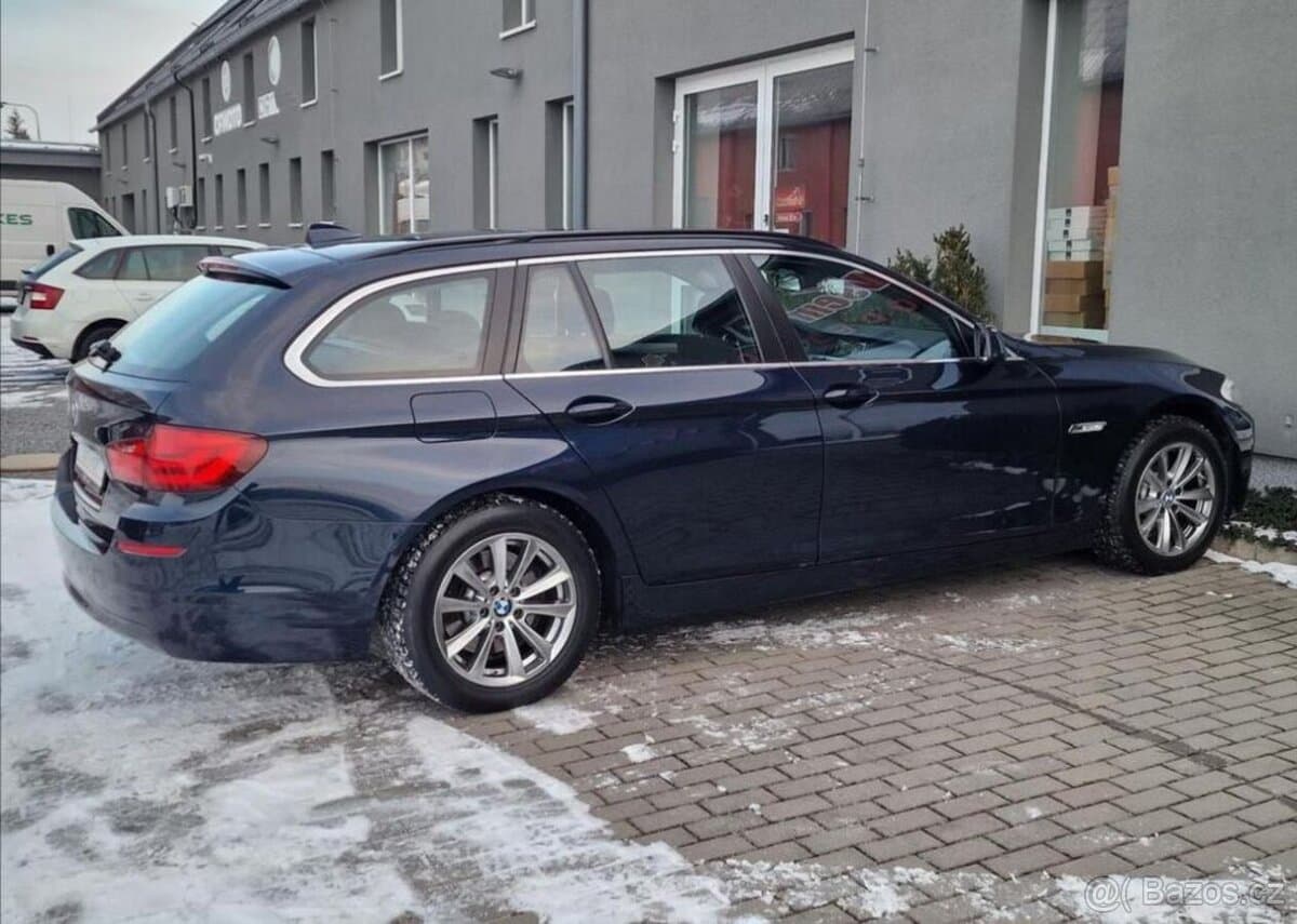 2010 BMW 5-SERIES - 4