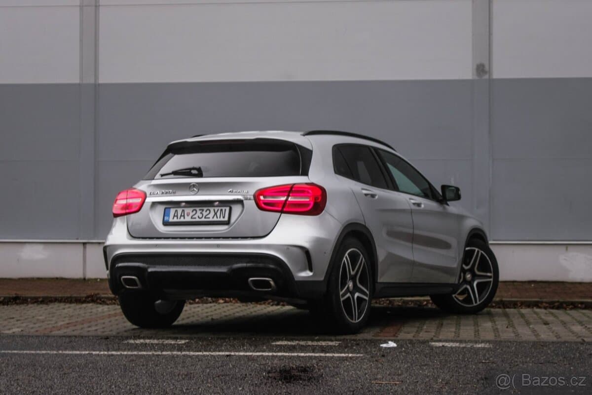 2016 Mercedes-Benz GLA - 4