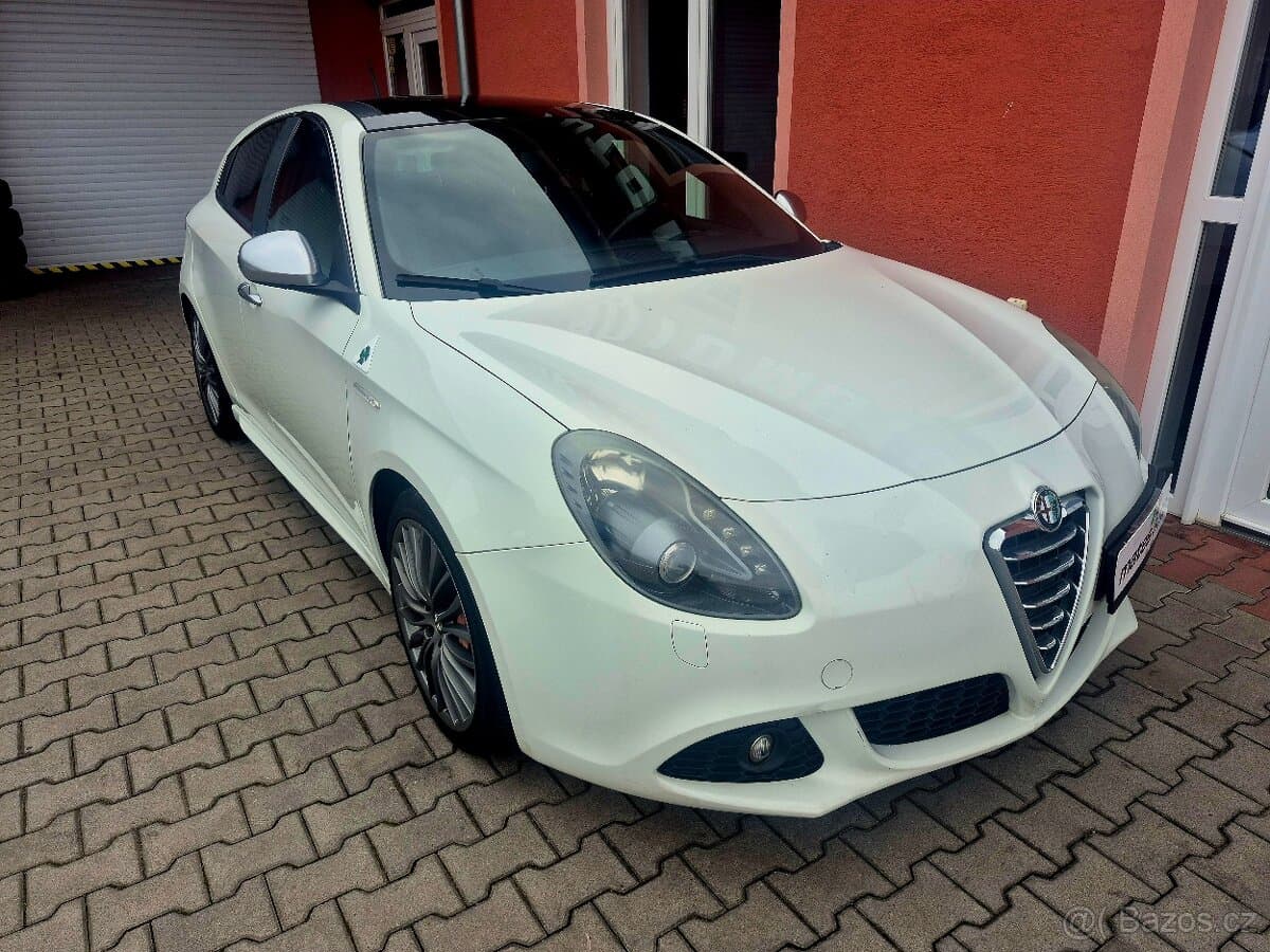 2010 Alfa Romeo GIULIETTA - 4