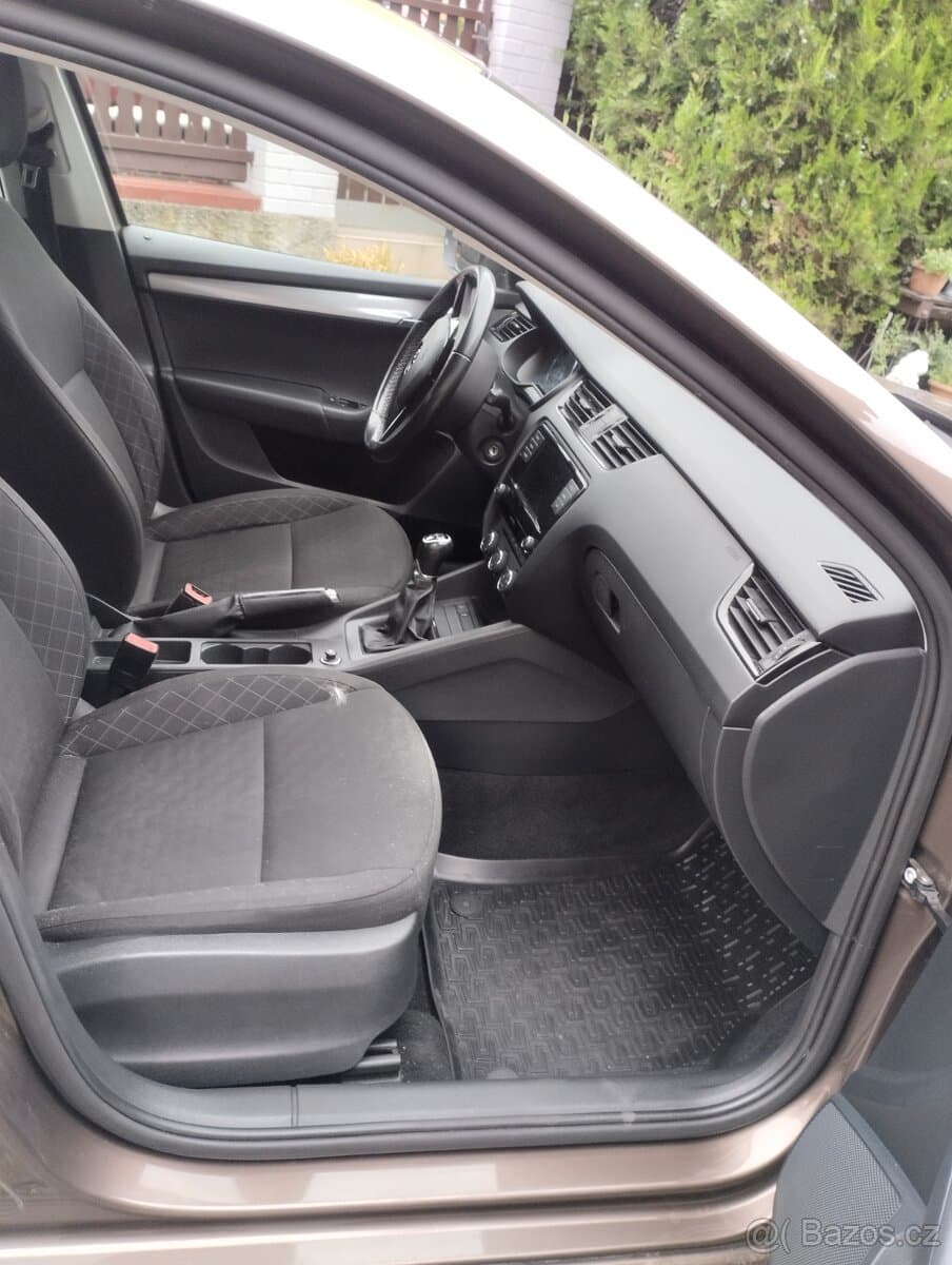 Škoda OCTAVIA - 4