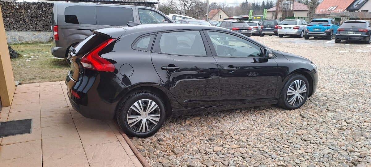 2015 Volvo V40 - 4