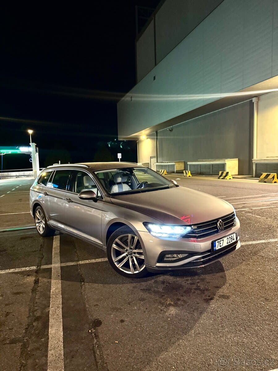 2021 Volkswagen PASSAT - 4