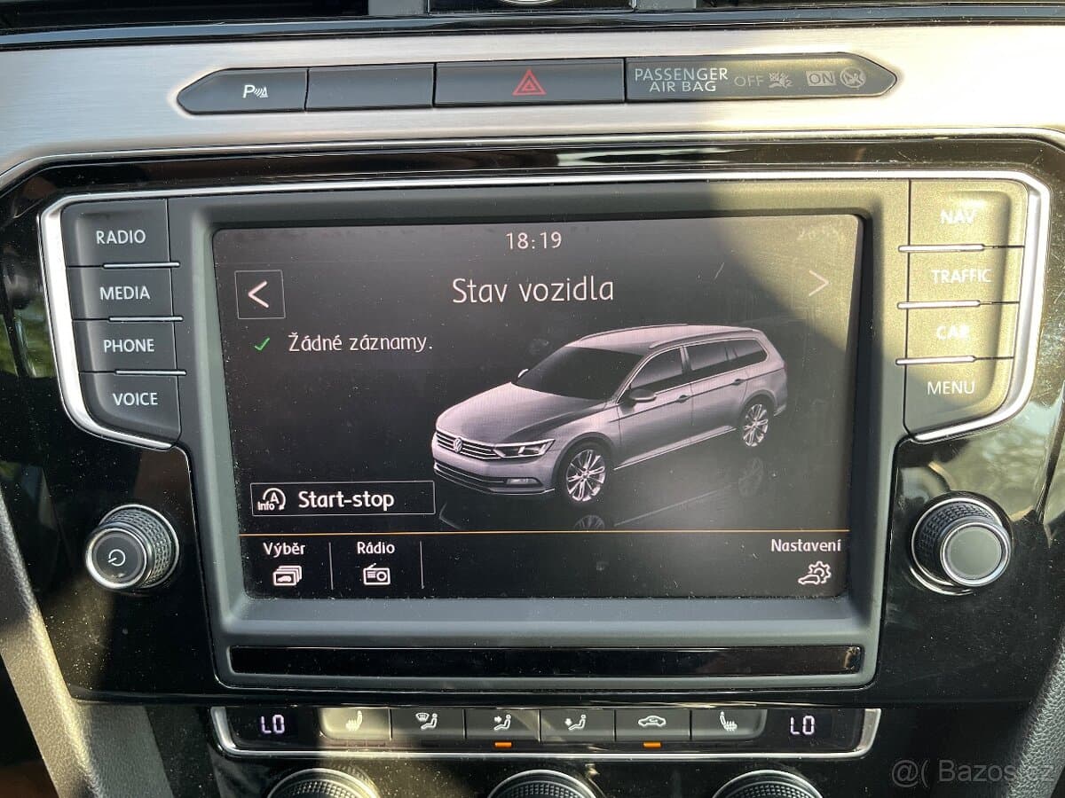 Volkswagen PASSAT - 4