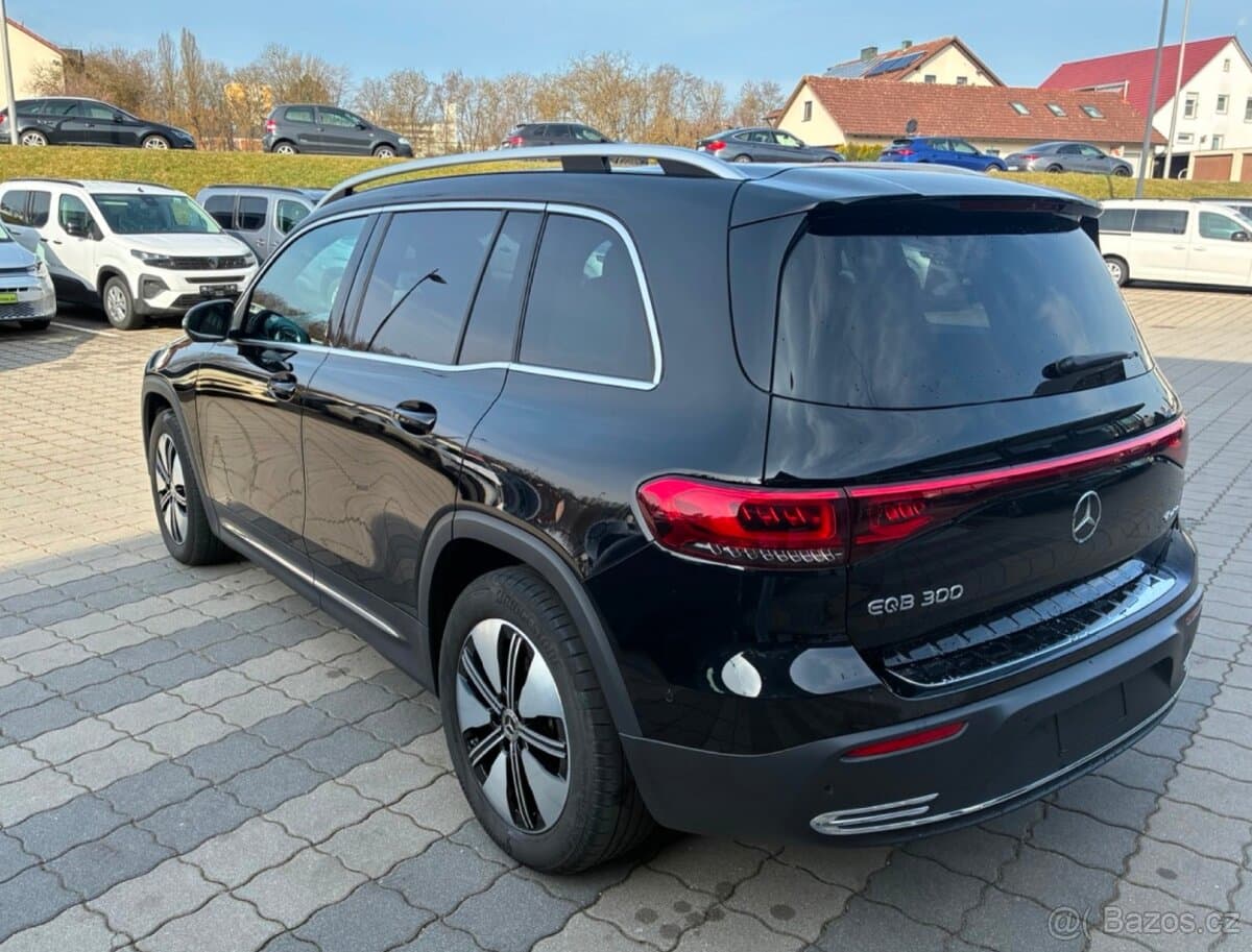 2023 Mercedes-Benz EQB - 4