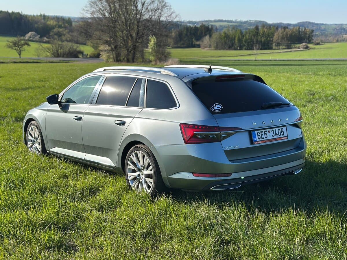 2020 Škoda SUPERB - 4